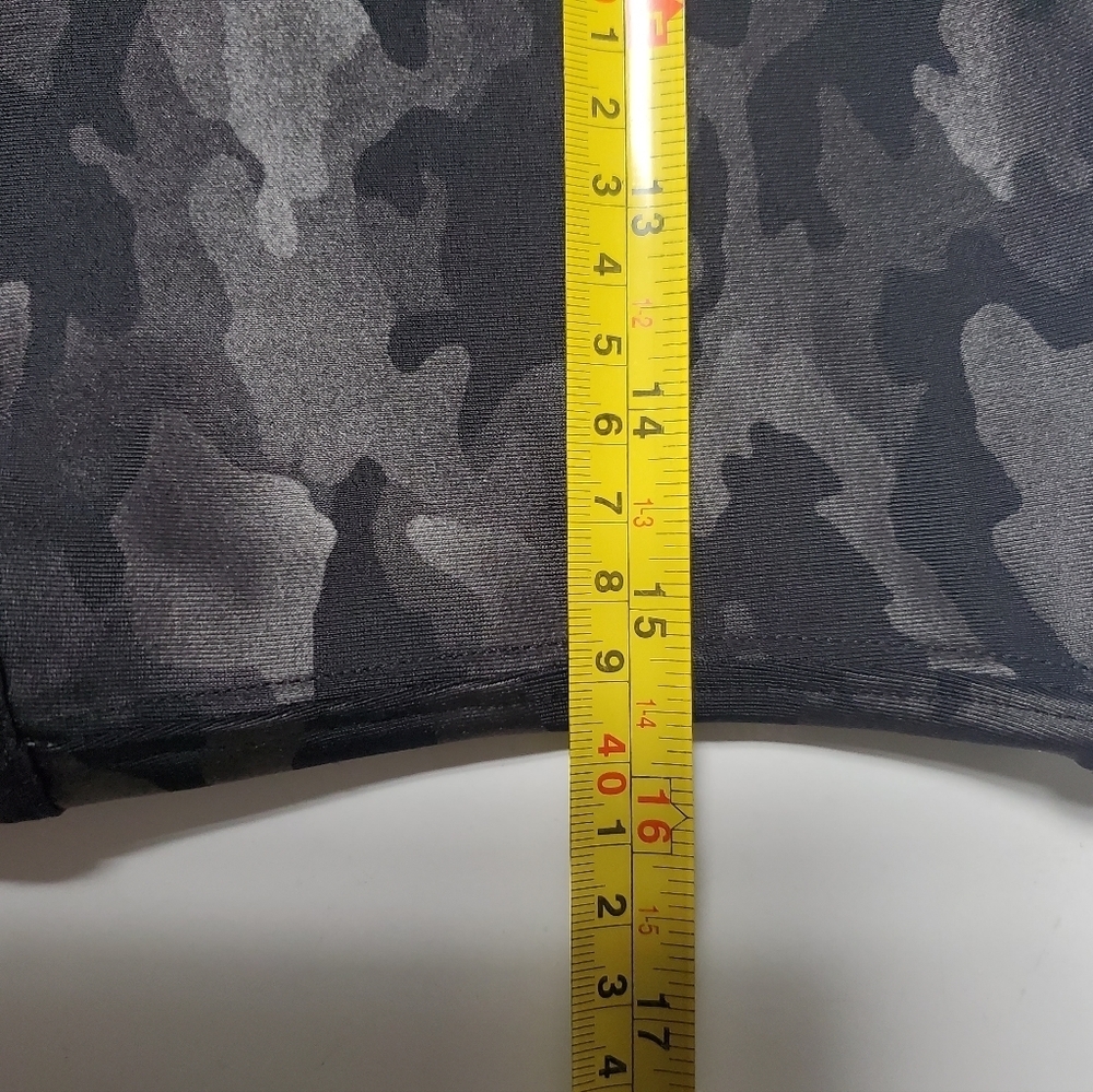 SPANX Black Faux Leather Camo Leggings Size 1X Short - Picture 15 of 16